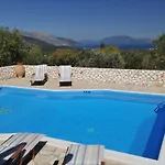 Koutsoypia Stone House 사미