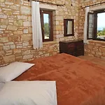 Villa Koutsoypia Stone House