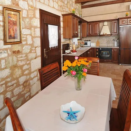 Koutsoypia Stone House Villa Sami (Kefalonia)