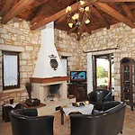 ヴィラ Koutsoypia Stone House *